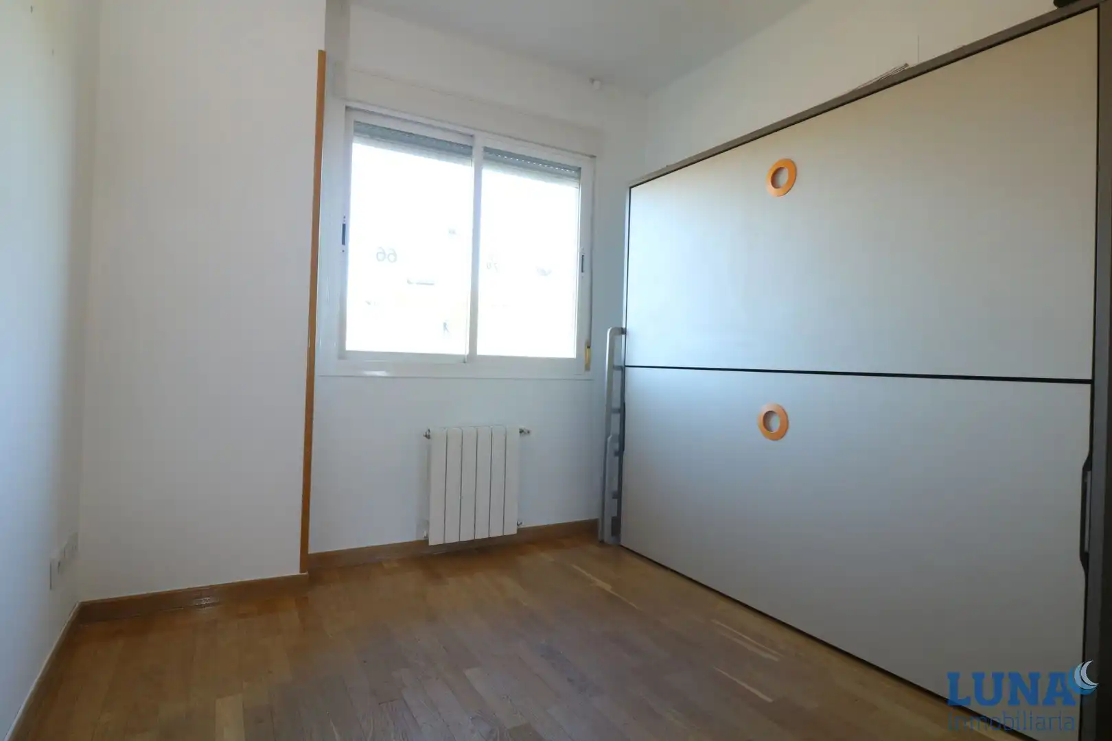 Schlafzimmer von Dachboden zum Verkauf in Pozuelo de Alarcón mit Klimaanlage, Heizung und Parkett