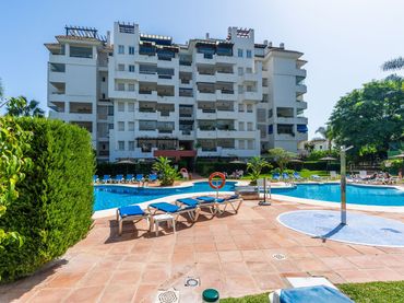 Local comercial en venda a Nueva Andalucía