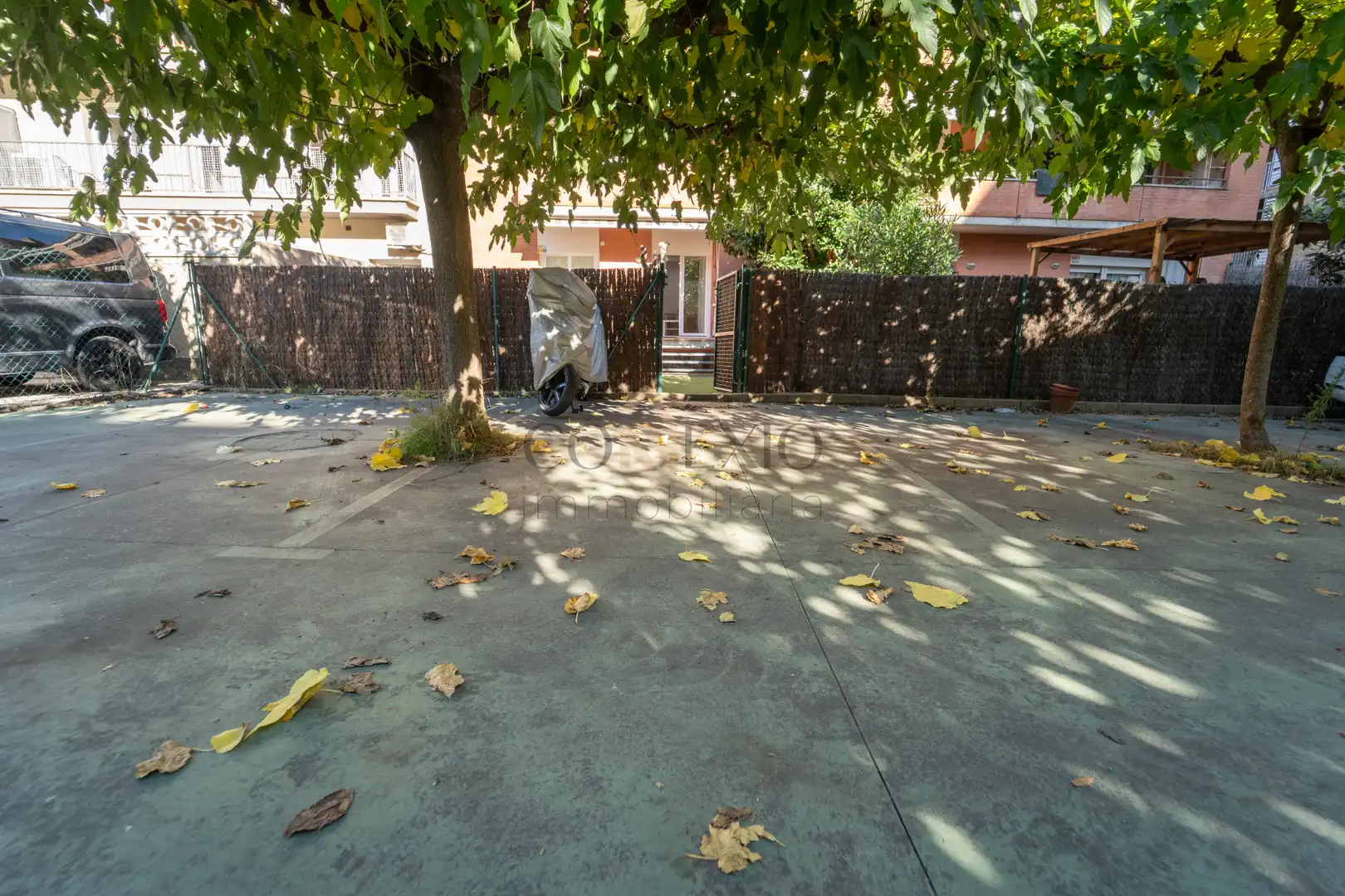 Garden of Ground floor for sale in Girona  with Air Conditioner, Heating and Private garden