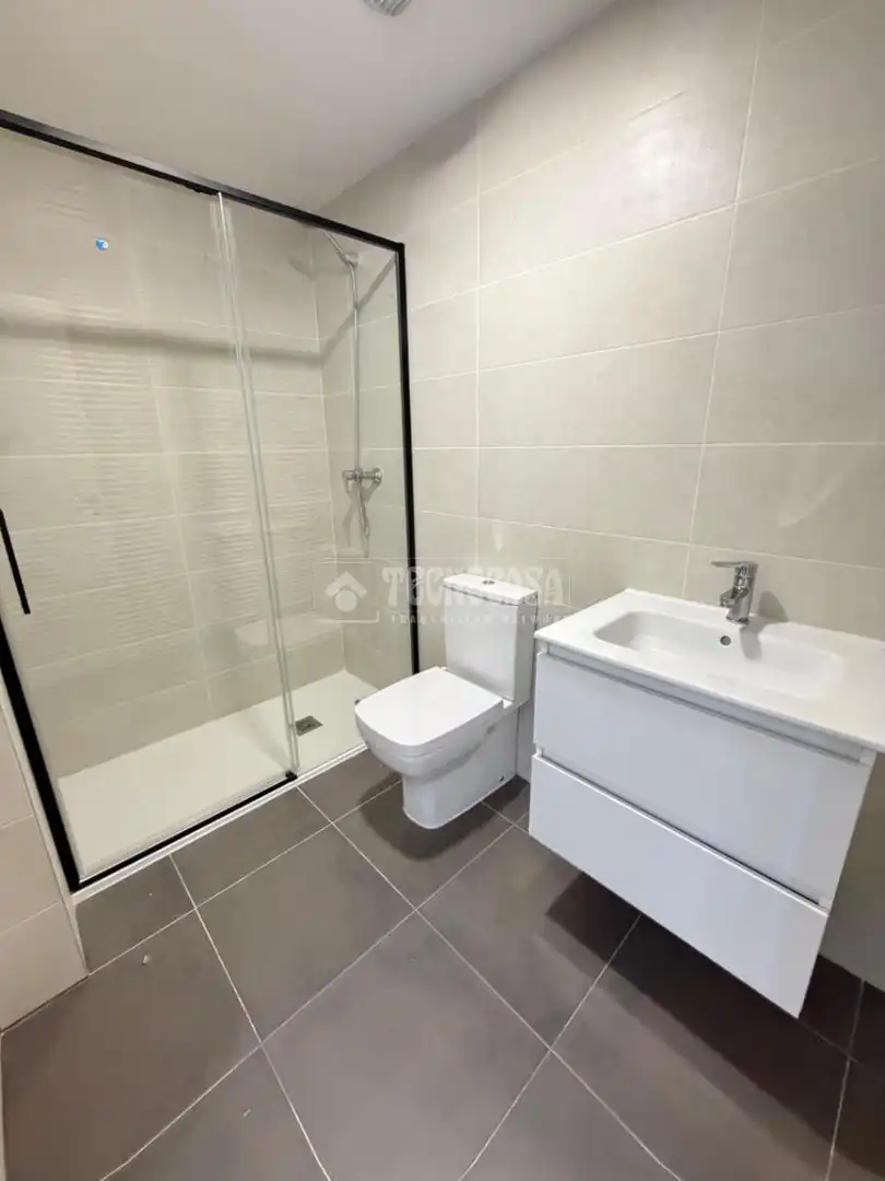 Bathroom of Flat for sale in Arganda del Rey  with Heating, Parquet flooring and Terrace