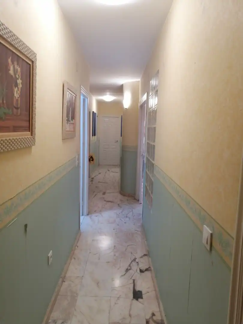 Flat for sale in Sevilla  with Air Conditioner, Furnished and Oven