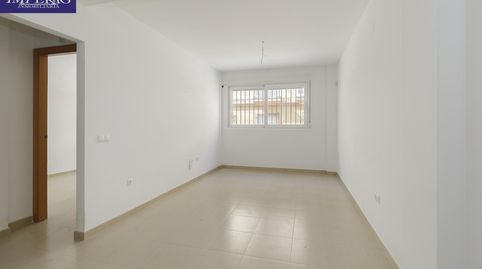 Photo 2 of Flat for sale in Calle Periodista Mesa León, Pinos Puente, Granada