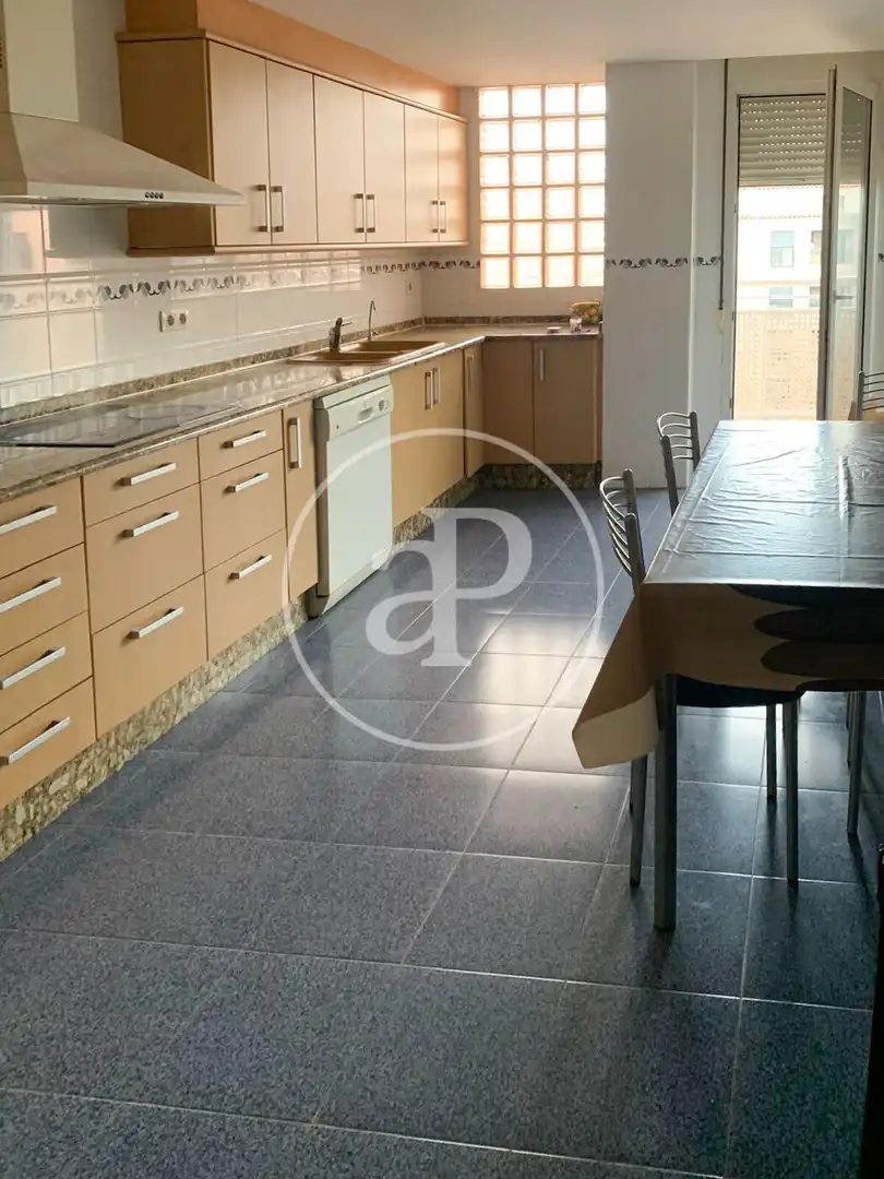 Cuina de Dúplex en venda en Vila-real amb Aire condicionat, Calefacció i Traster