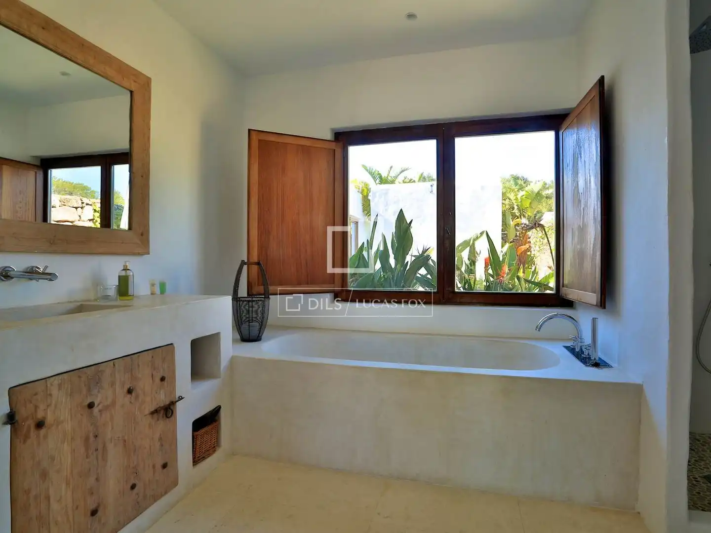 Bathroom of Country homes for sale in Santa Eulària des Riu  with Air Conditioner, Heating and Private garden