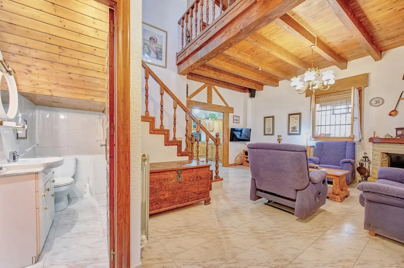 Haus oder Chalet zum Verkauf in Aranguren mit Klimaanlage, Heizung und Privatgarten