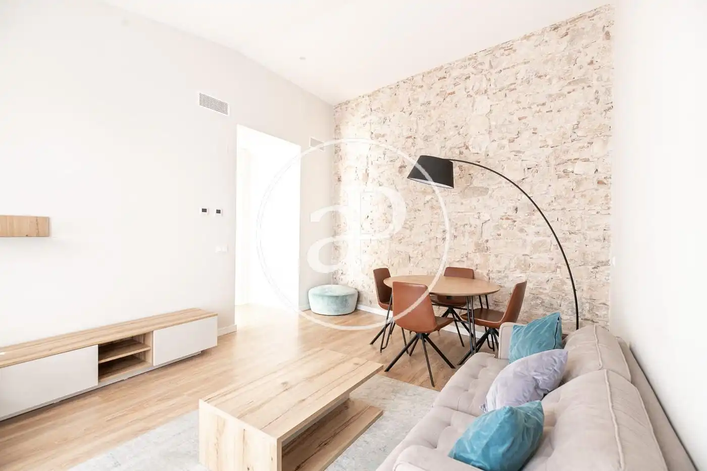 Sala d'estar de Pis de lloguer en Barcelona amb Aire condicionat, Calefacció i Terrassa