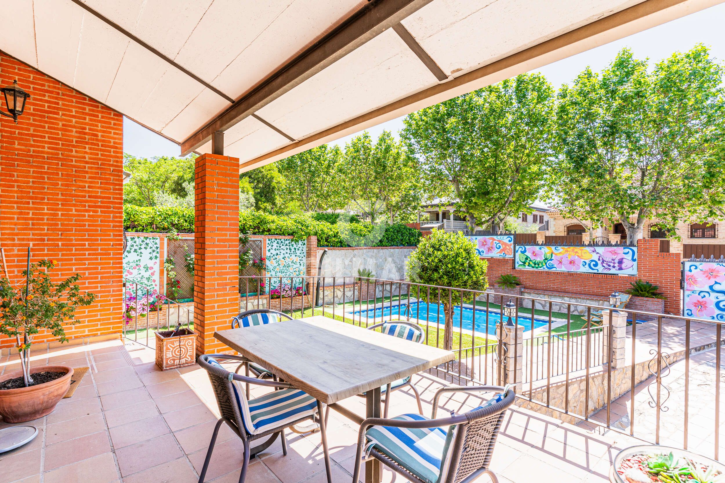 Terrace of House or chalet for sale in Moraleja de Enmedio  with Heating, Private garden and Swimming Pool