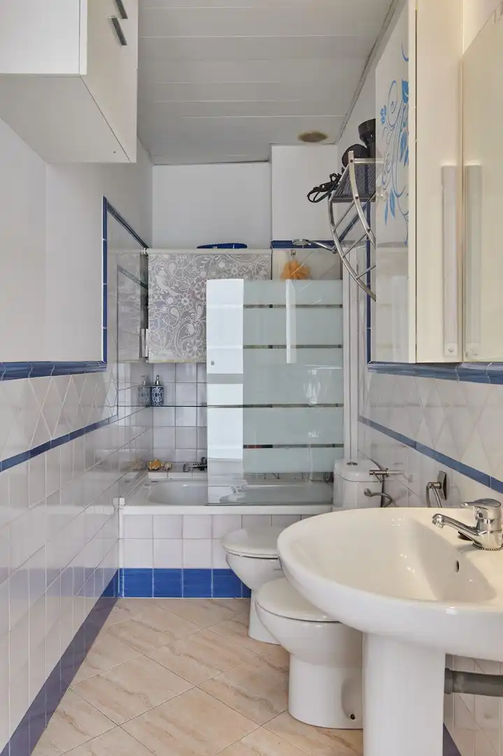 Baño de Piso en venta en Cádiz con Aire acondicionado, Calefacción y Parquet