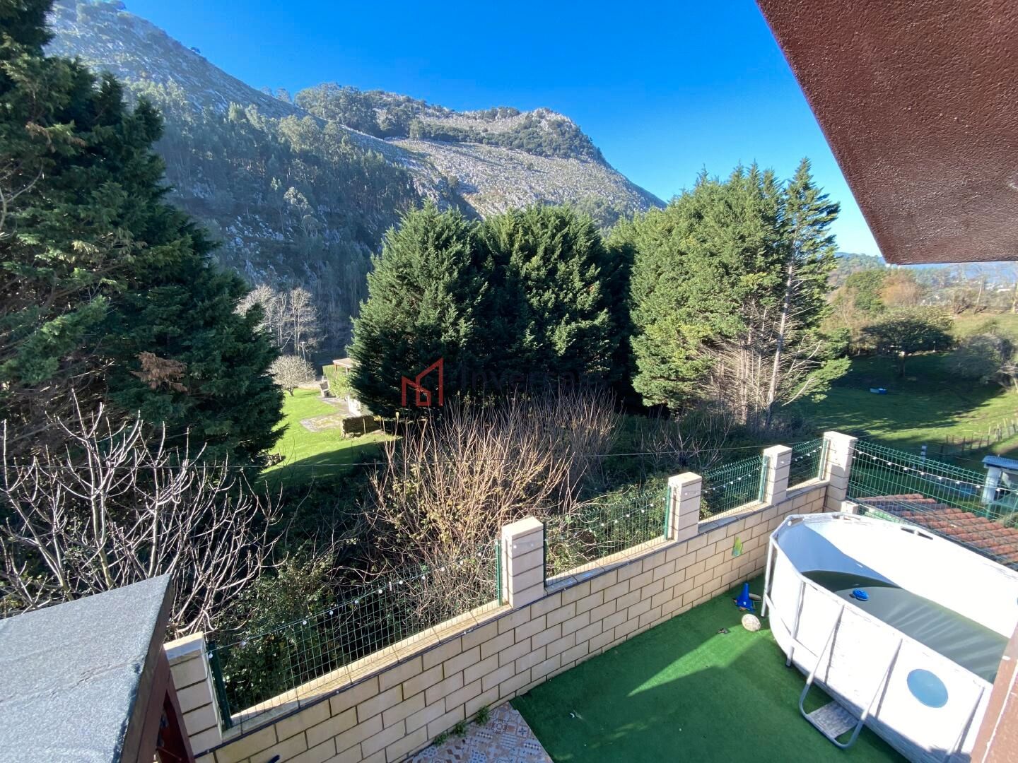 Jardí de Casa o xalet en venda en Castro-Urdiales amb Calefacció i Terrassa