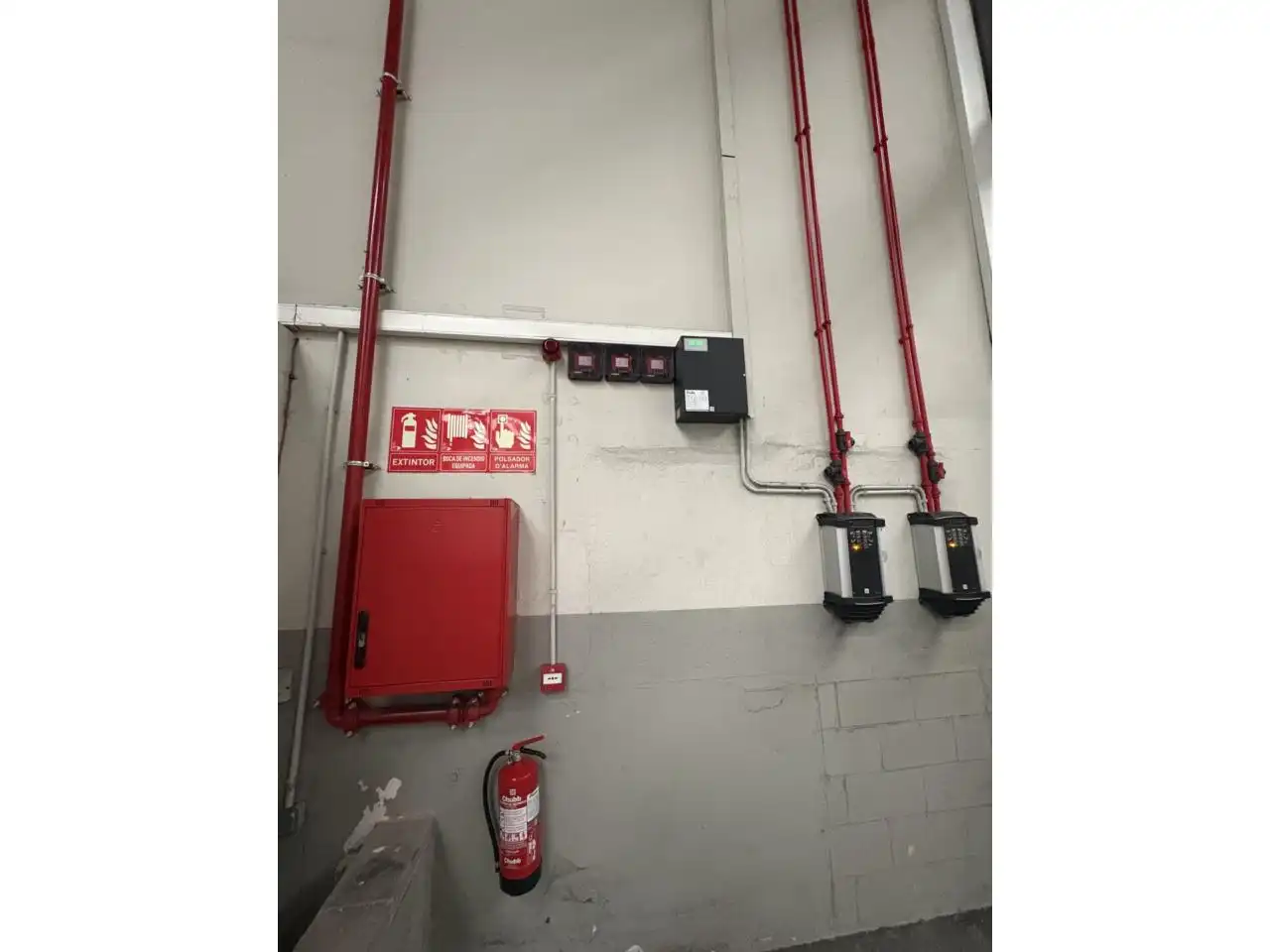 Nave industrial de alquiler en El Prat de Llobregat con Calefacción y Alarma