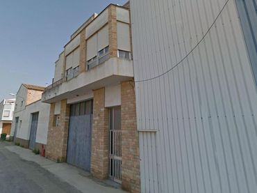 Nave industrial en venta en C/ Lleida