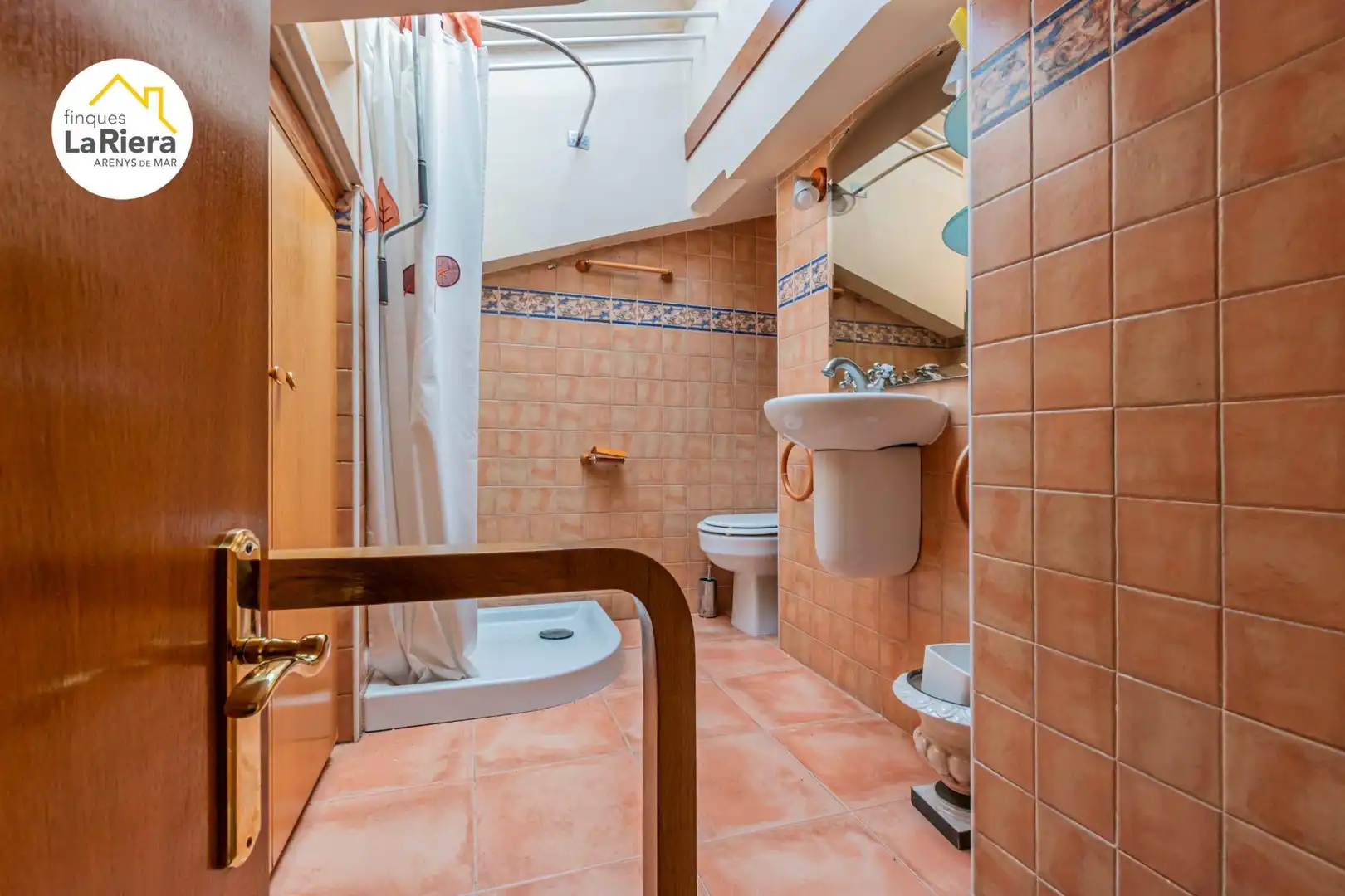 Baño de Ático en venta en Arenys de Mar con Aire acondicionado, Calefacción y Parquet