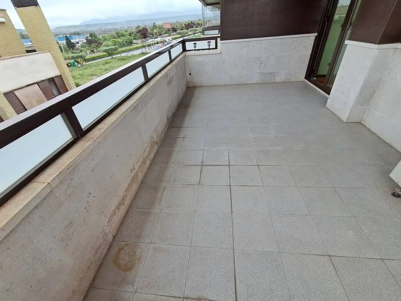 Terrasse von Maisonette zum Verkauf in Lardero mit Klimaanlage, Heizung und Terrasse