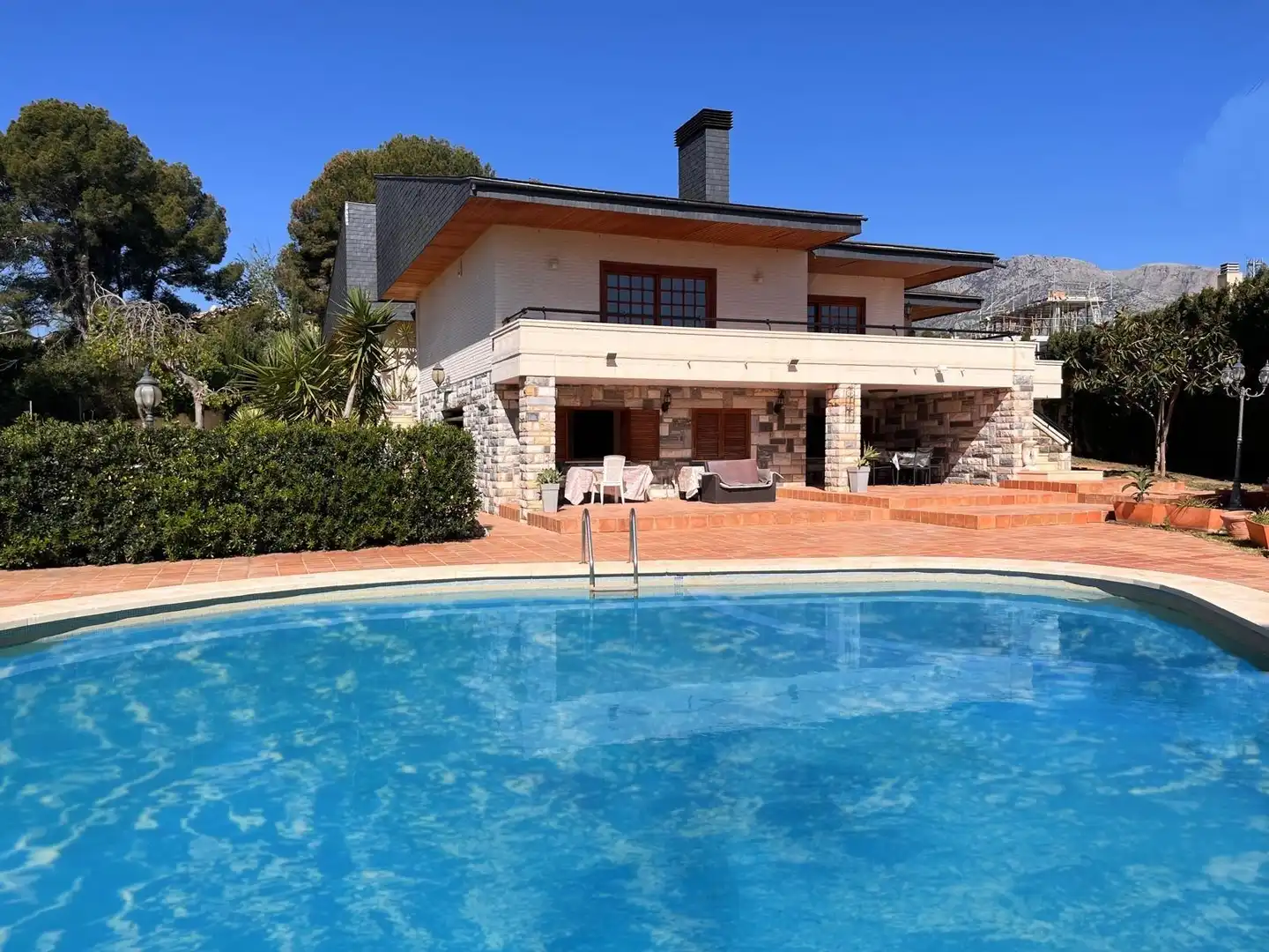 Villa mit Pool zum Verkauf in Coloma