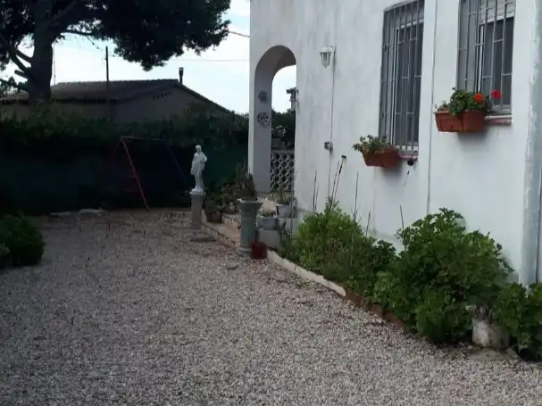 Casa amb jardí en venda a Carrer Cn 340 Fonda 9