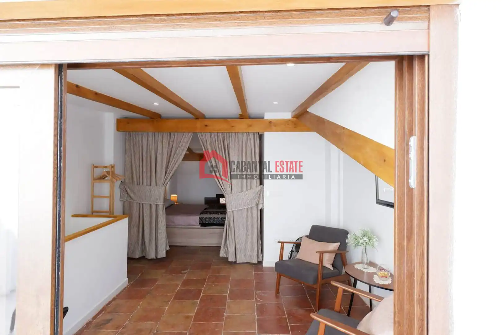 Duplexes for rent in Valencia  with Air Conditioner, Terrace and Furnished