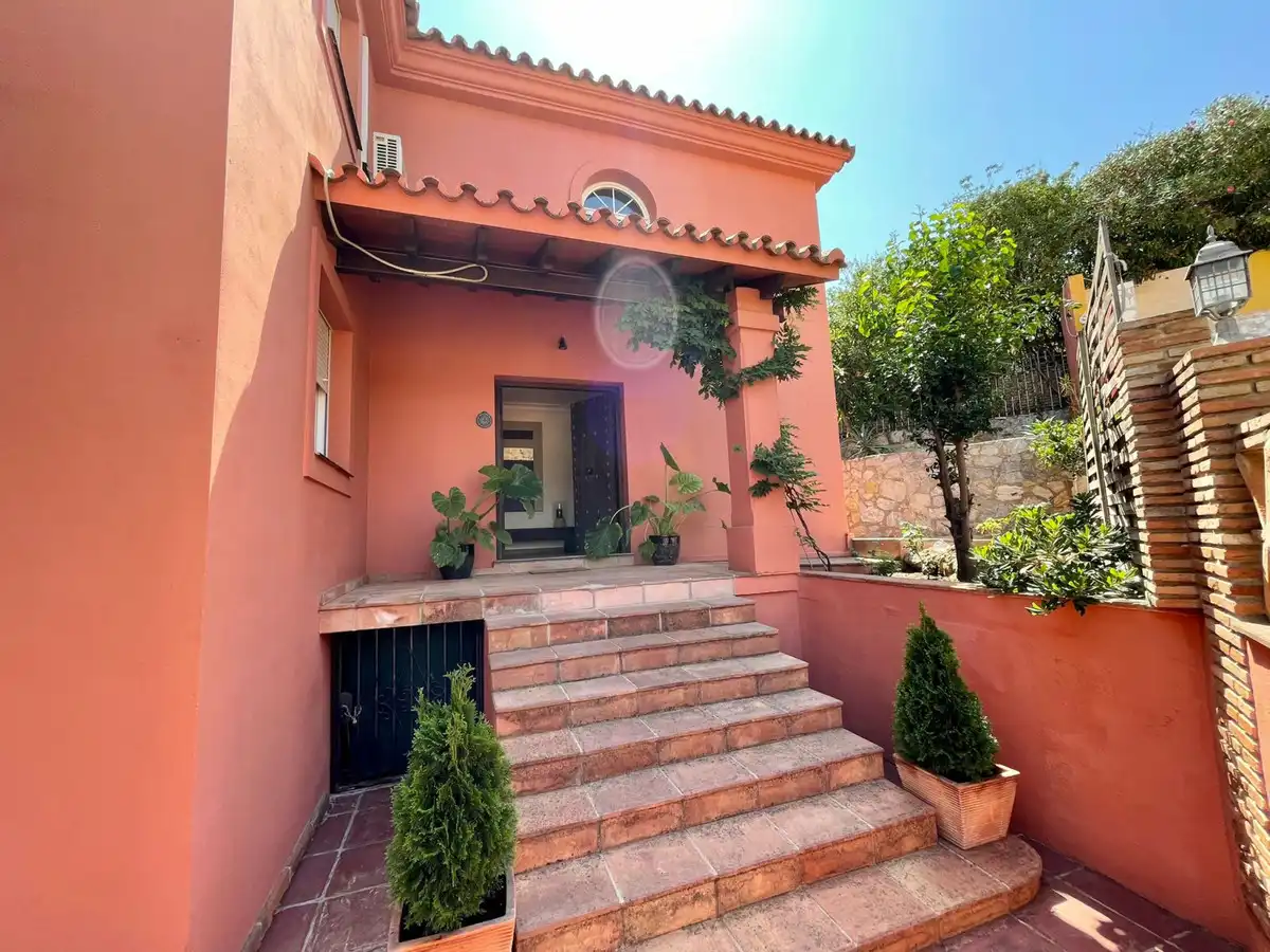Houses for rent in DE LOS JAZMINES-NVA ANDAL, 406, Nueva Andalucía centro