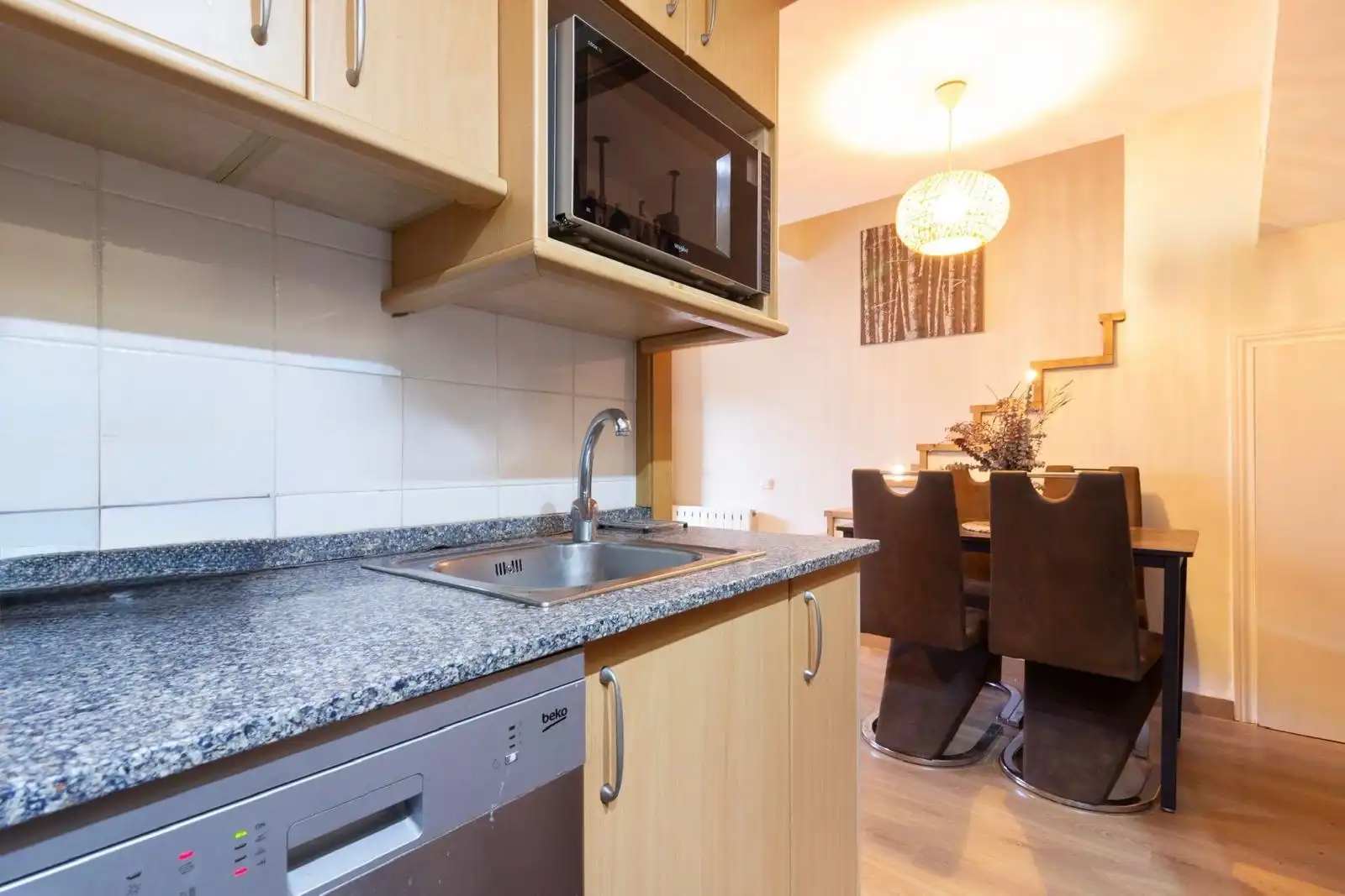 Cocina de Casa o chalet en venta en Castelldefels con Aire acondicionado, Calefacción y Jardín privado