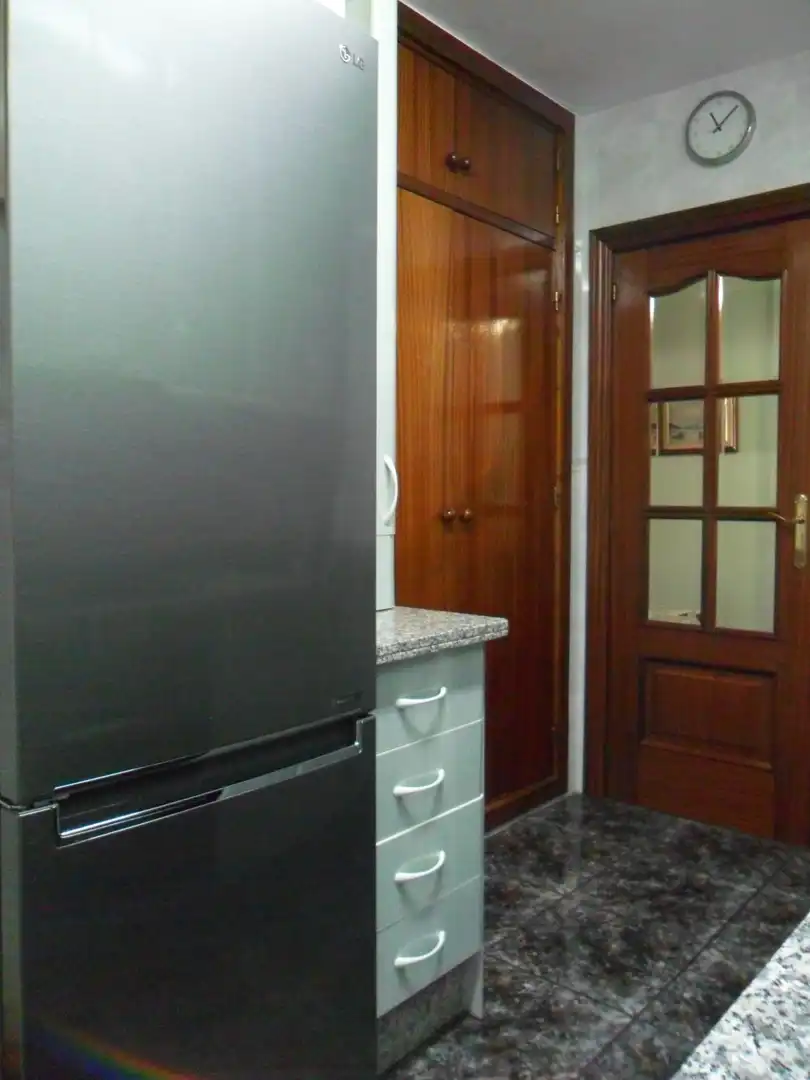 Cocina de Piso de alquiler en Granada con Aire acondicionado, Calefacción y Terraza