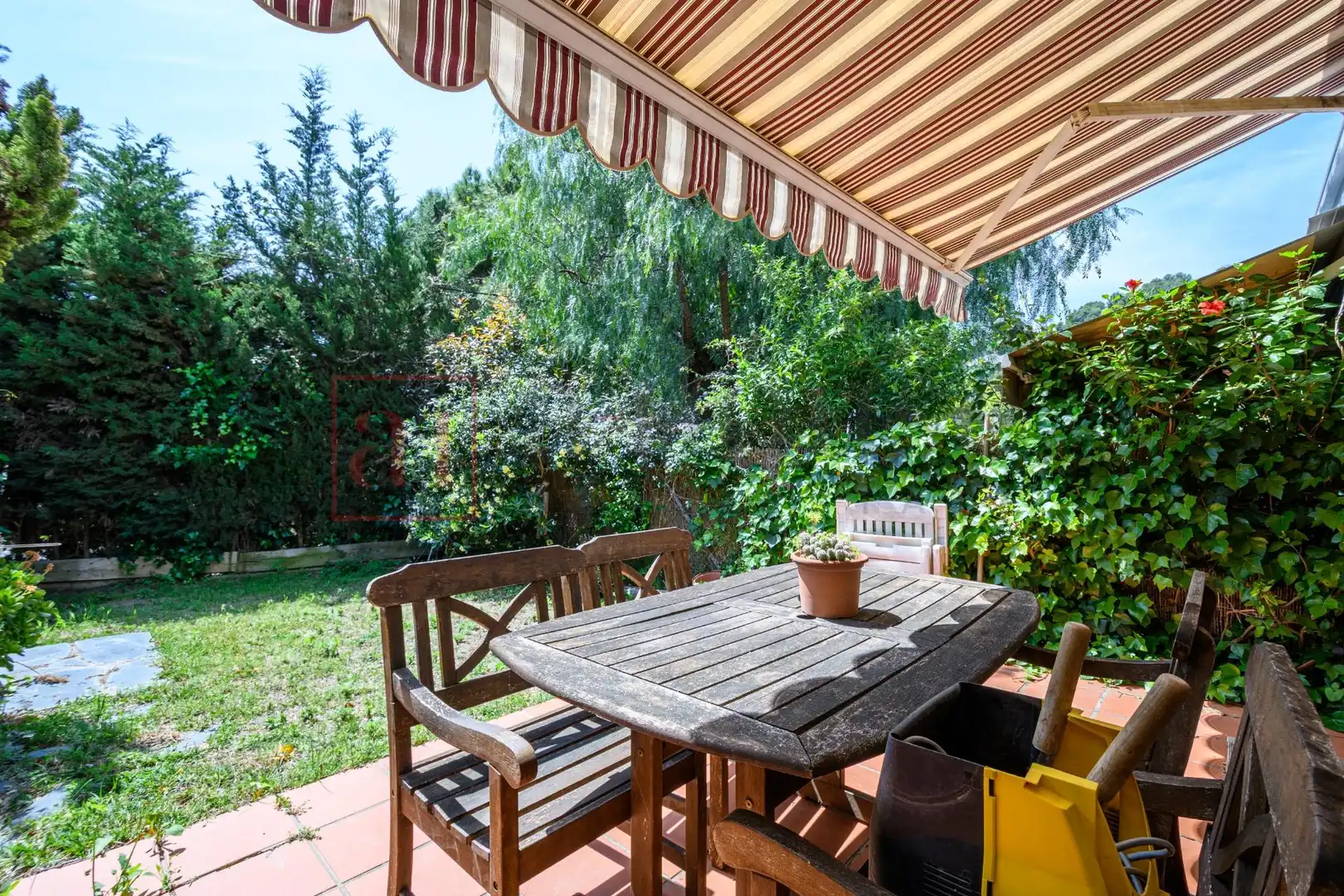 Terrassa de Casa adosada en venda en Castelldefels amb Aire condicionat, Calefacció i Jardí privat