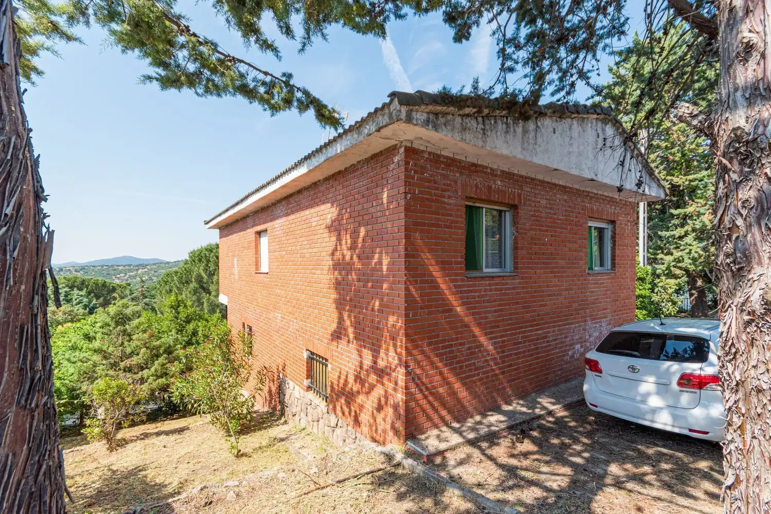 Vista exterior de Casa o chalet en venta en Robledo de Chavela