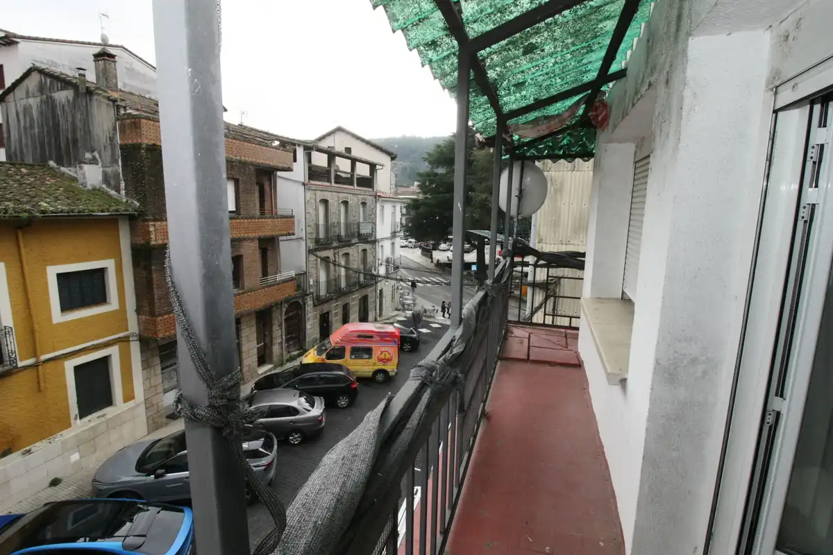 Vista exterior de Pis en venda en Arenas de San Pedro amb Terrassa, Traster i Balcó