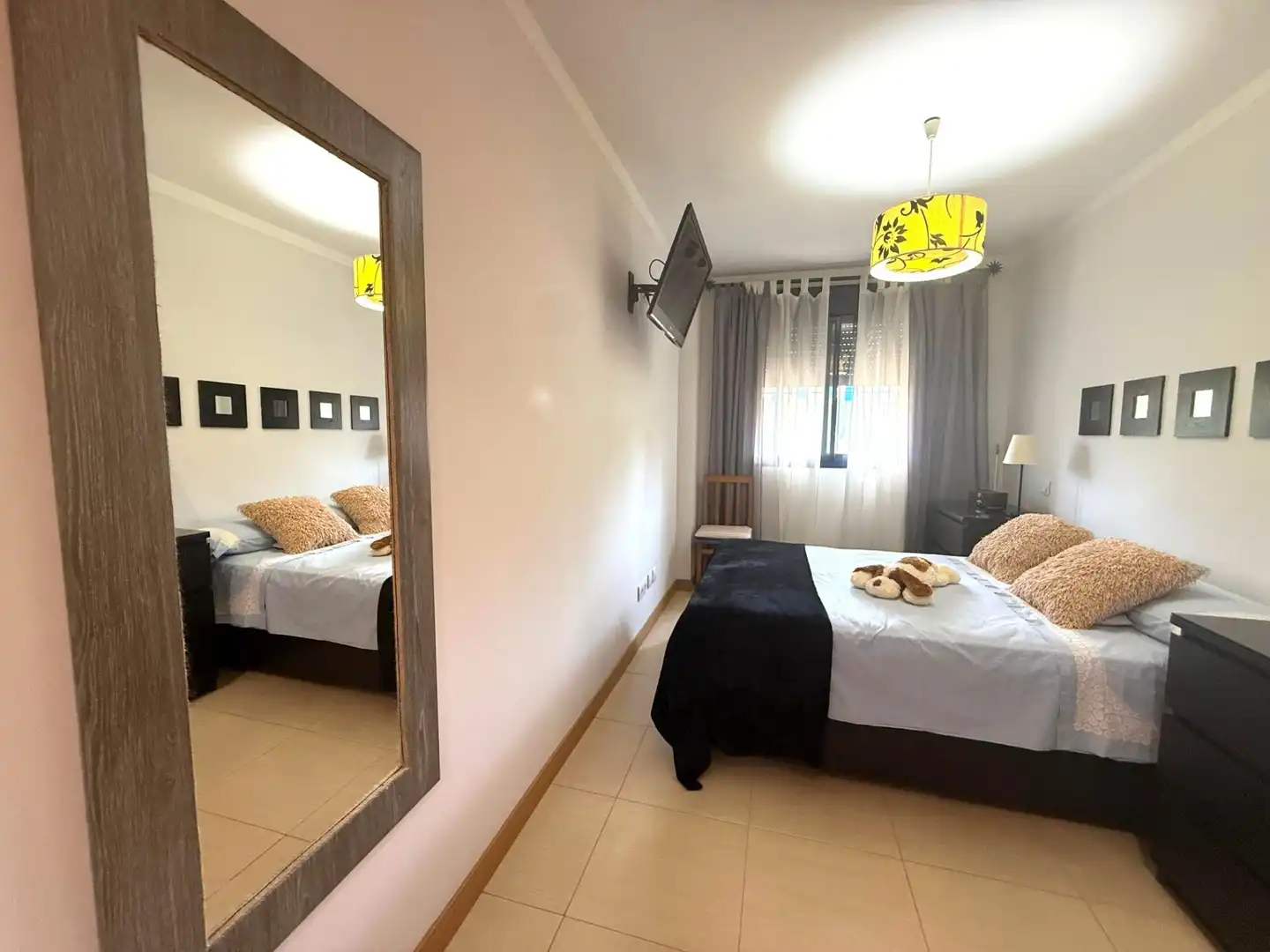 Habitación de Piso en venta en Málaga con Aire acondicionado, Calefacción y Jardín privado