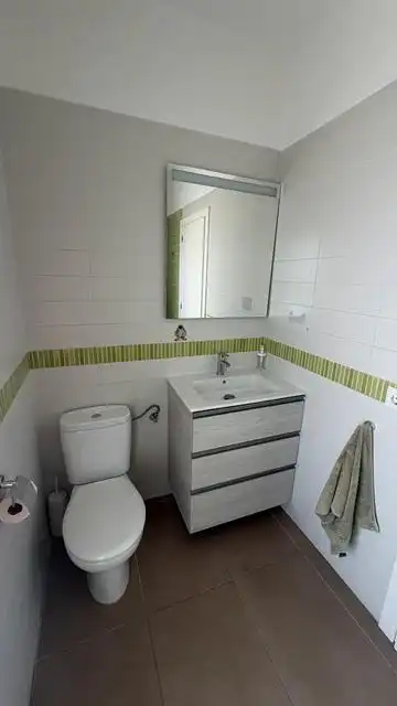 Baño de Piso en venta en Ciutadella de Menorca con Aire acondicionado y Calefacción