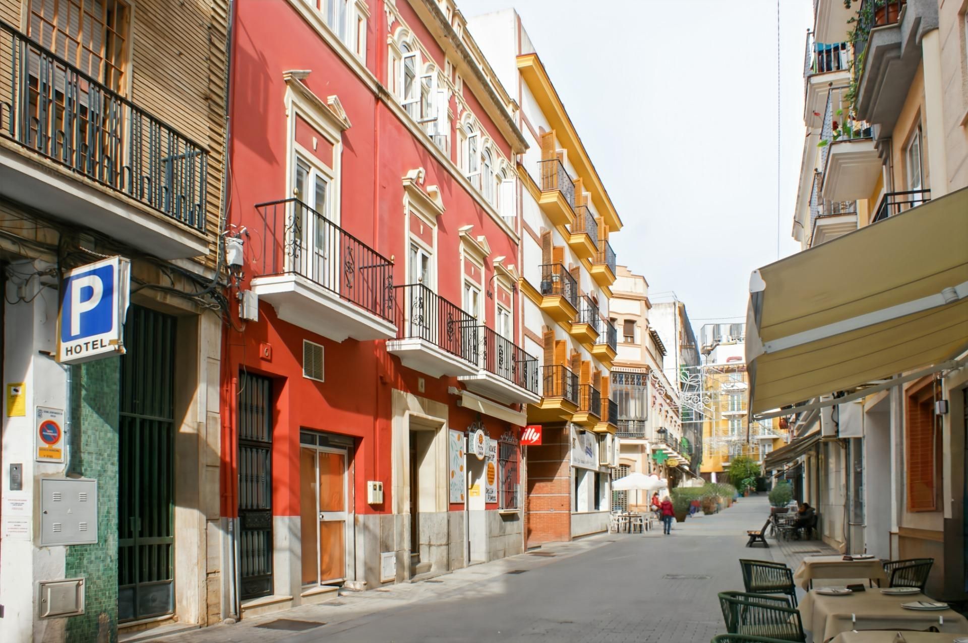 Vista exterior de Casa o xalet en venda en  Huelva Capital amb Traster i Balcó