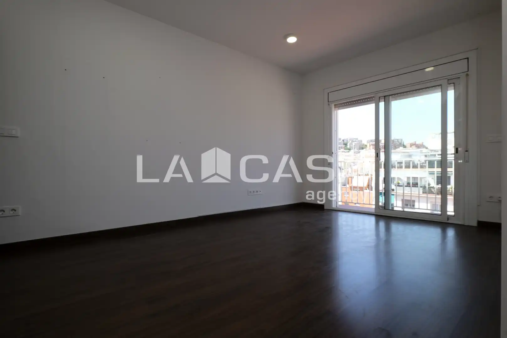Habitación de Ático en venta en Barcelona con Terraza y Balcón
