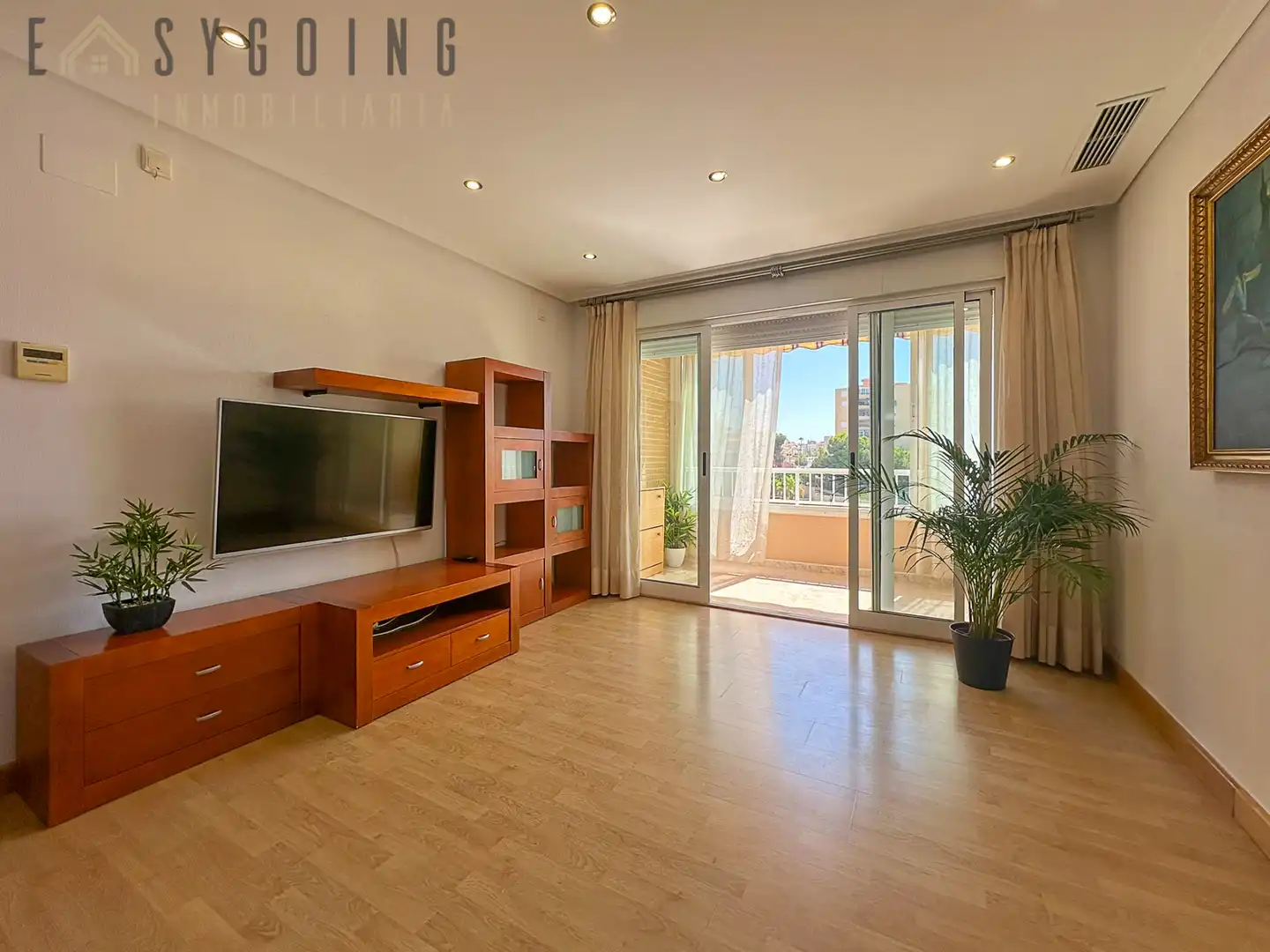 Piso con terraza en venta en Carrer Caritat 40, imagen 6