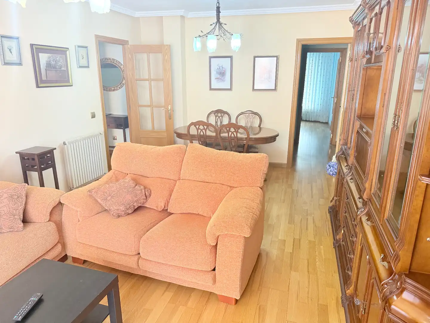 Living room of Flat for rent in Villaquilambre  with Heating, Furnished and Oven