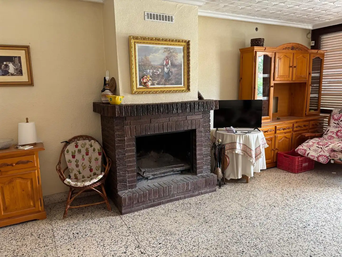 Sala d'estar de Casa o xalet en venda en Elda amb Aire condicionat, Calefacció i Jardí privat