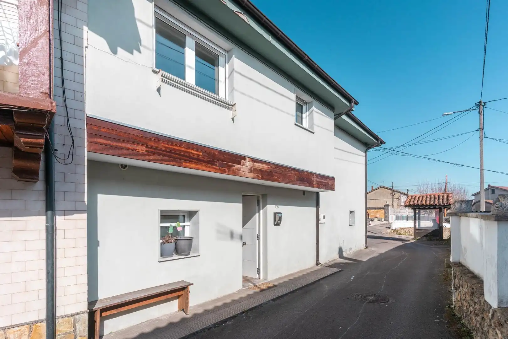 Vista exterior de Casa adosada en venta en Siero con Calefacción