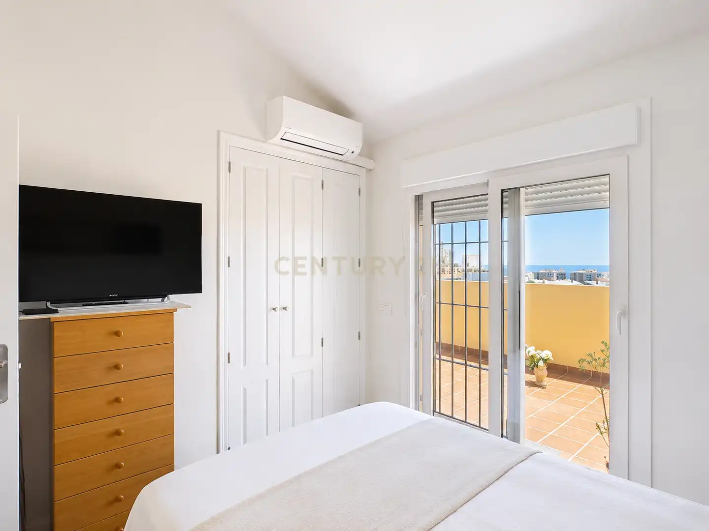 Dormitori de Apartament en venda en Benalmádena amb Aire condicionat i Balcó
