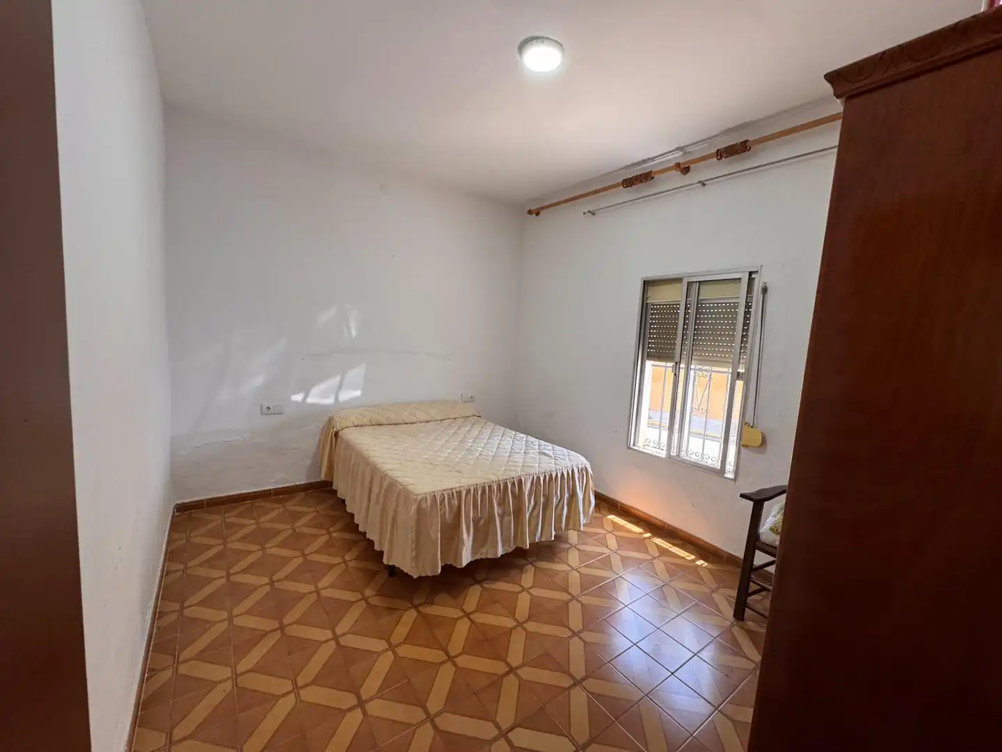 Dormitori de Casa adosada en venda en San Juan de Aznalfarache amb Traster
