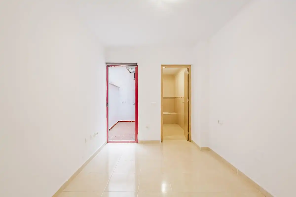 Planta baja en venta en Málaga con Calefacción