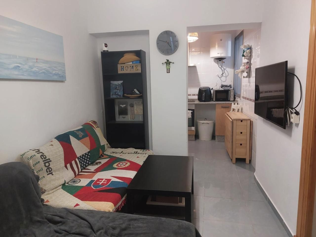 Sala d'estar de Apartament en venda en  Cádiz Capital amb Calefacció i Moblat