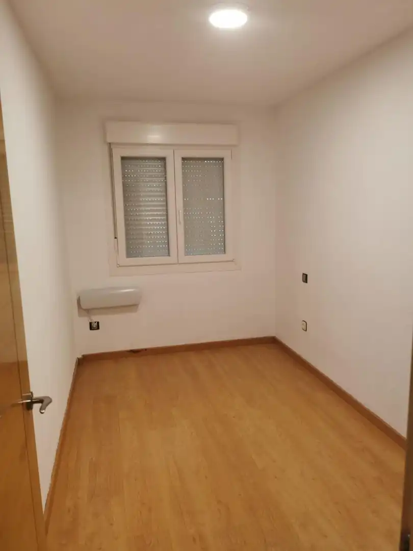 Dormitori de Planta baixa en venda en Sevilla la Nueva amb Aire condicionat, Calefacció i Parquet