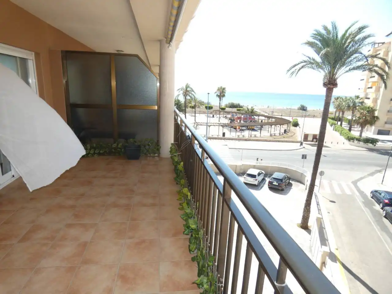 Terrassa de Apartament en venda en Peñíscola / Peníscola amb Terrassa i Moblat