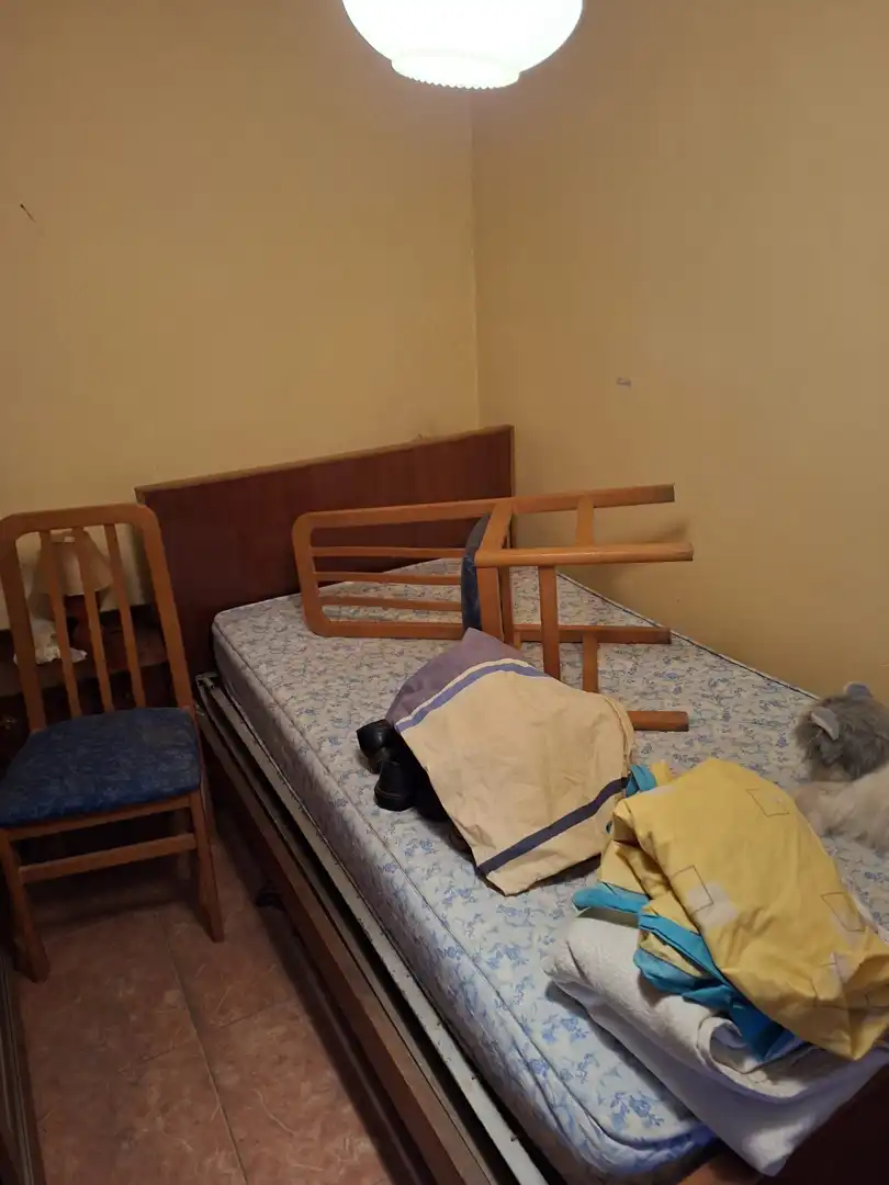 Dormitori de Casa o xalet en venda en Fabara amb Moblat i Balcó