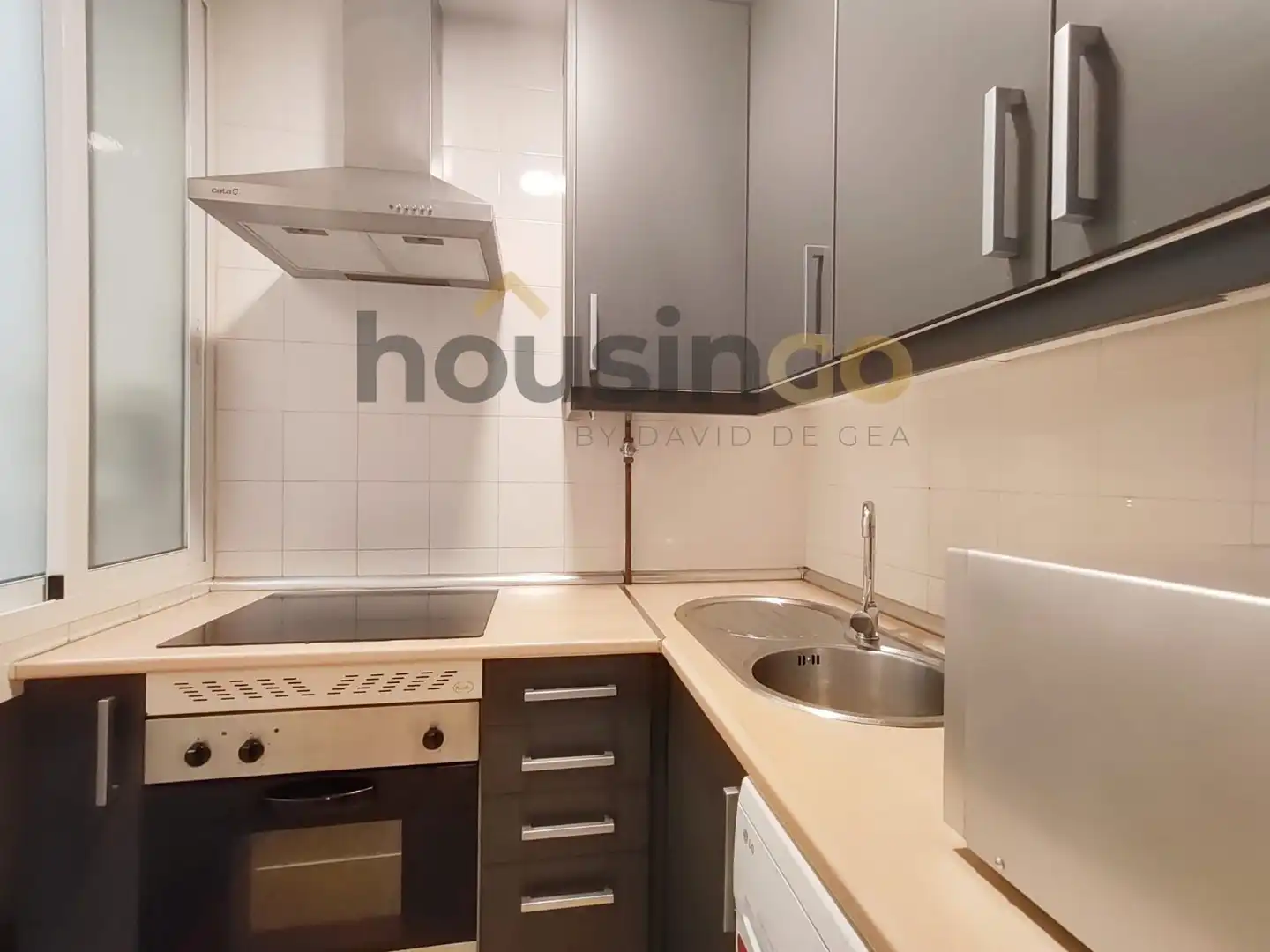 Kitchen of Flat for rent in Madrid  with Heating and Furnished