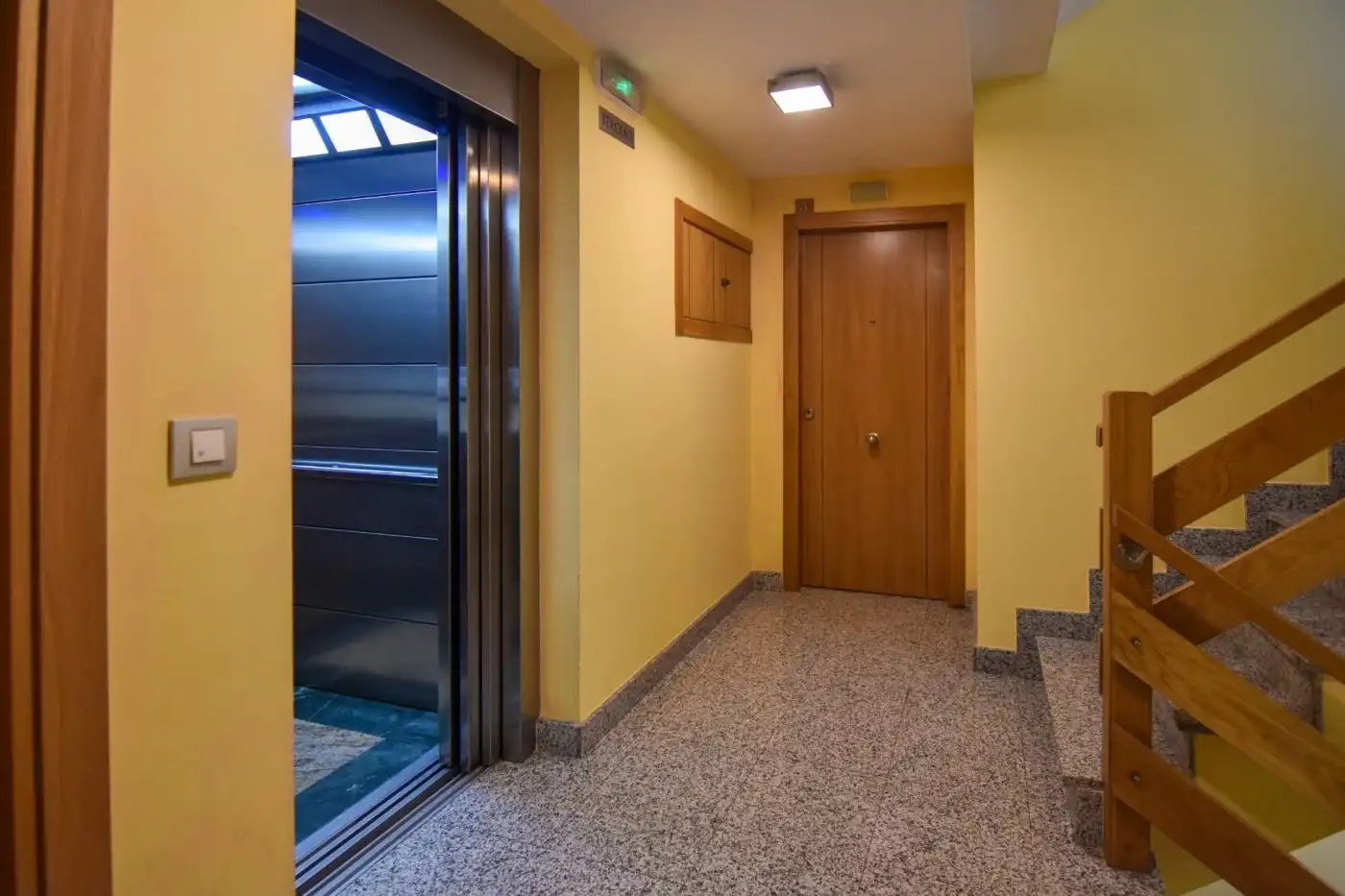 Pis de lloguer en A Coruña Capital  amb Calefacció i Parquet