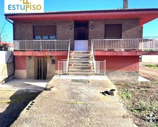 Exterior view of Residential for sale in Mansilla Mayor