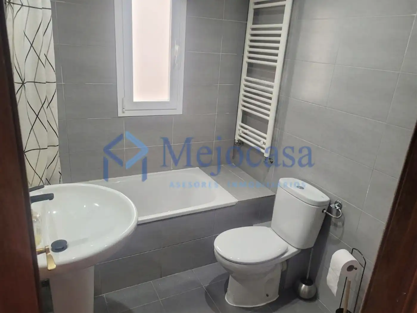 Flat with lift for sale in Calle del Lago Constanza, imagen 16
