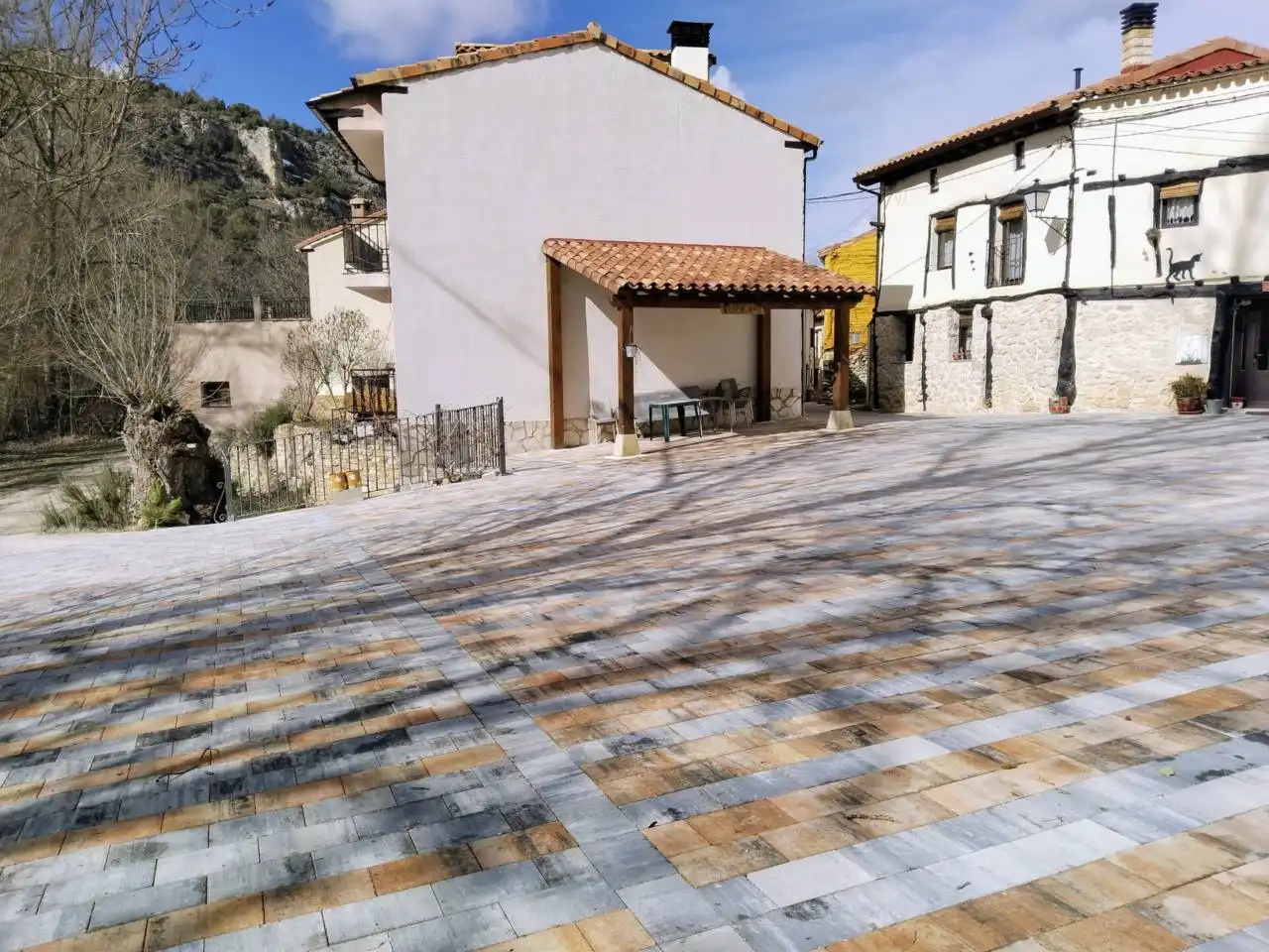 Vista exterior de Finca rústica en venta en Covarrubias con Amueblado