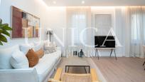 Living room of Flat for sale in  Madrid Capital  with Air Conditioner and Heating