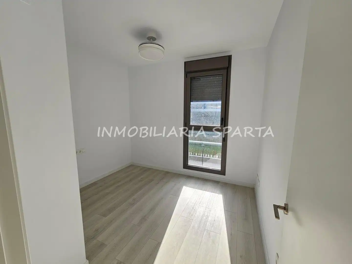 Bedroom of Flat for rent in Tomares  with Air Conditioner, Heating and Terrace