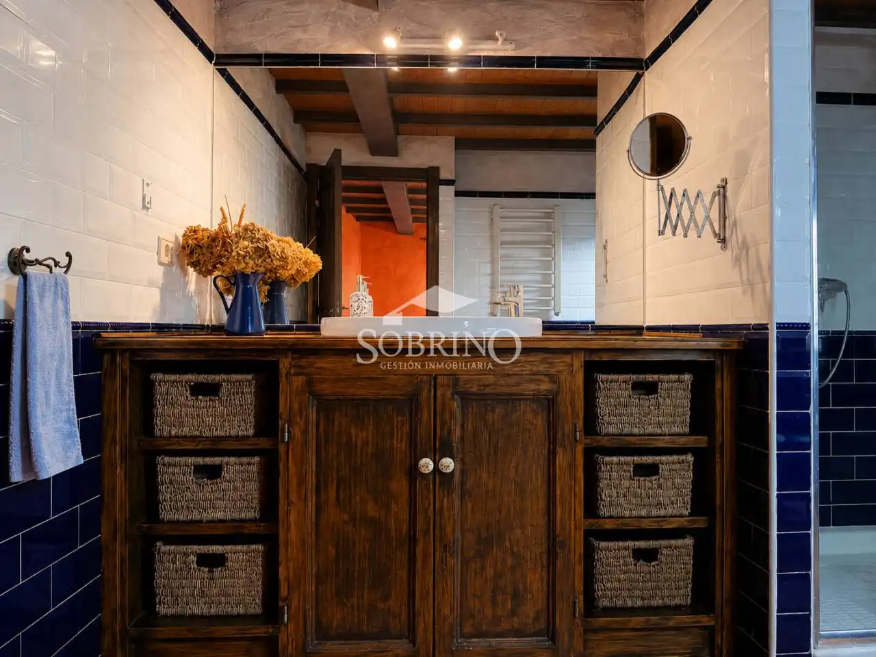 Baño de Casa o chalet en venta en Llanes con Aire acondicionado, Calefacción y Parquet
