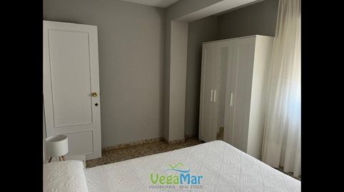 Foto 4 de Piso de alquiler en Pablo Iglesias, Almuñecar Centro, Almuñécar